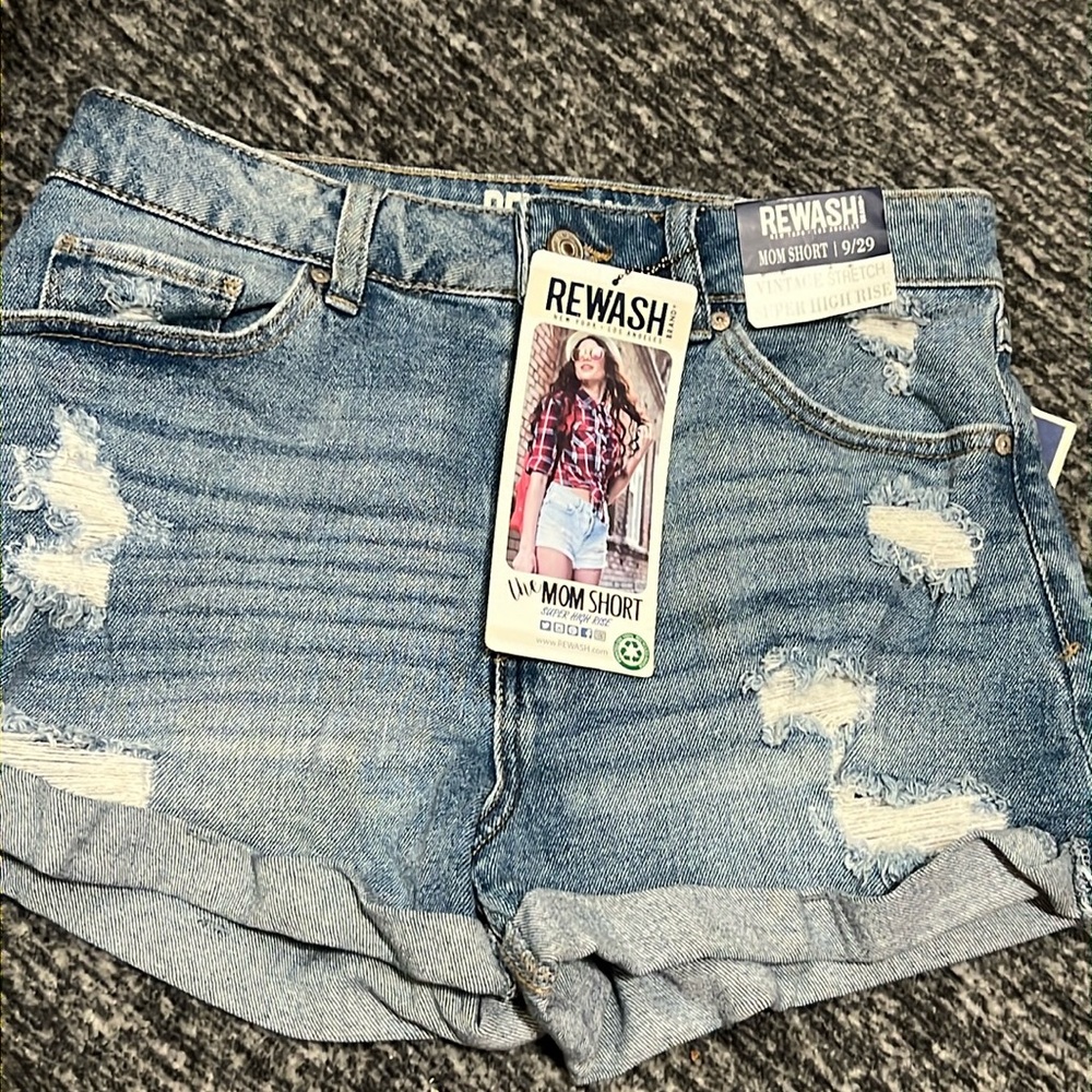 women’s 9/29 high rise shorts